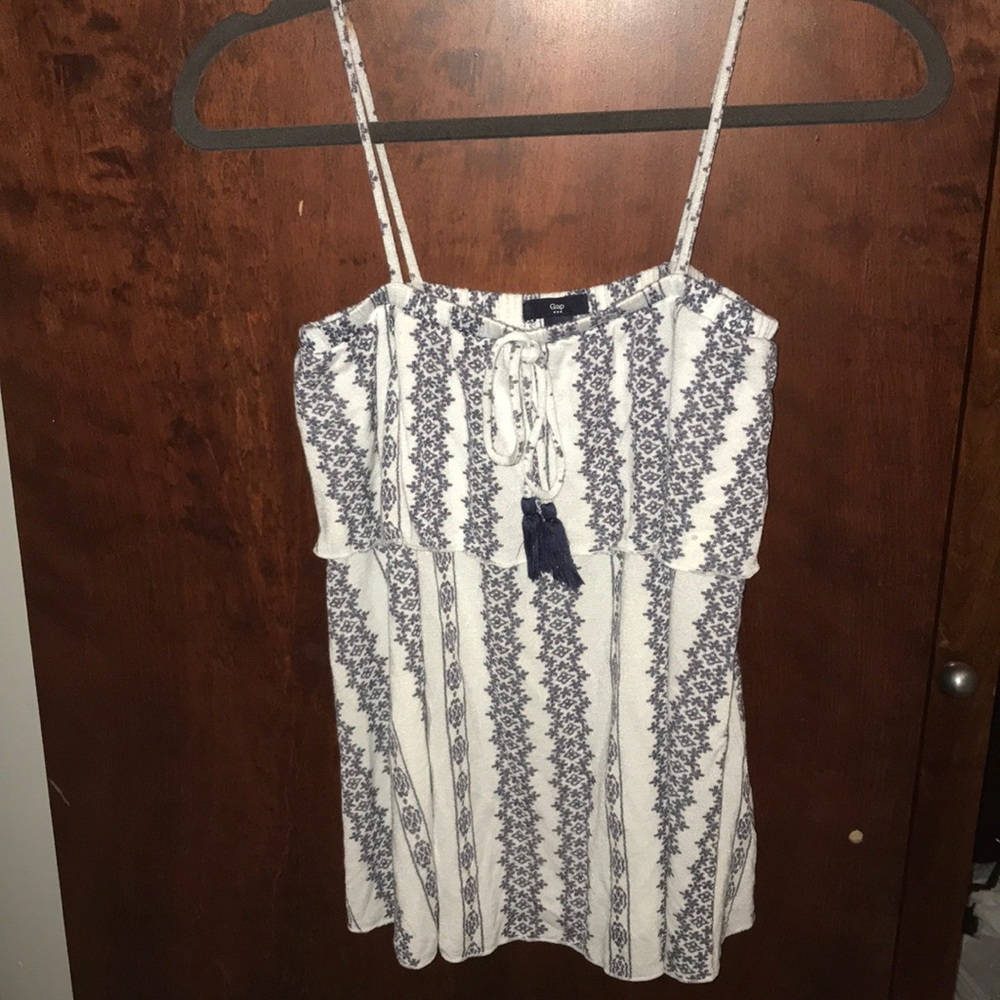 Gap Tank Top - only worn once!